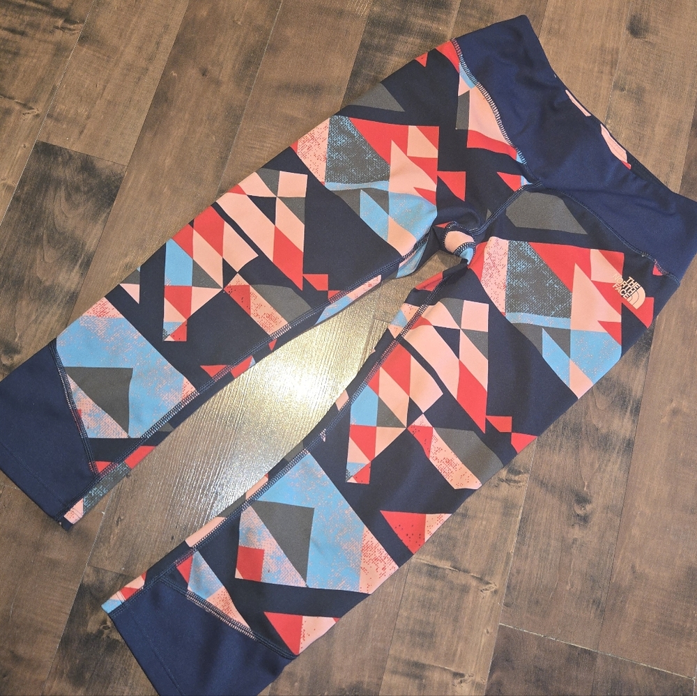 The North Face FlashDry Geometric Pattern Cropped Leggings Women's Medium